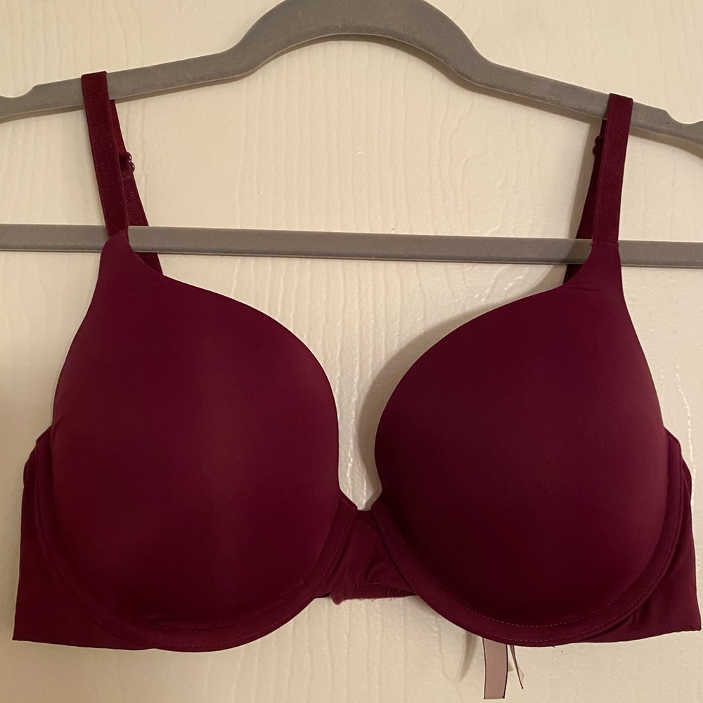 Victoria’s Secret Light Push-up Perfect Shape T-shirt Bra